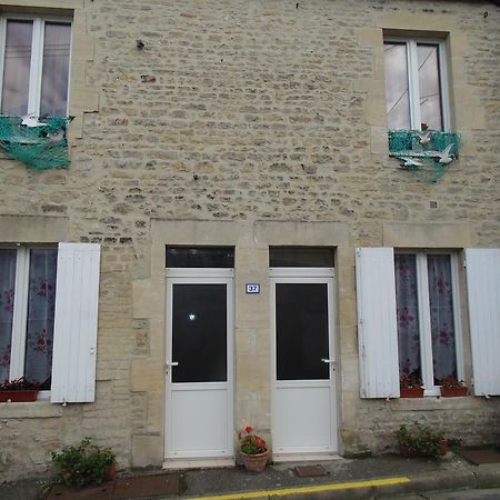 Maison En Pierre Port-en-Bessin-Huppain Exterior foto