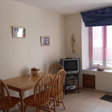 Maison En Pierre Port-en-Bessin-Huppain Quarto foto